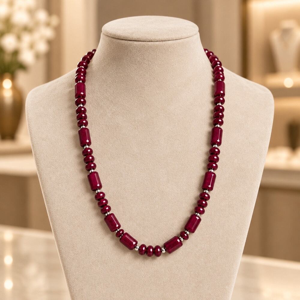 ⨠STUNNING BURGUNDY CRIMSON RED BEADED STATEMENT NECKLACE āØ